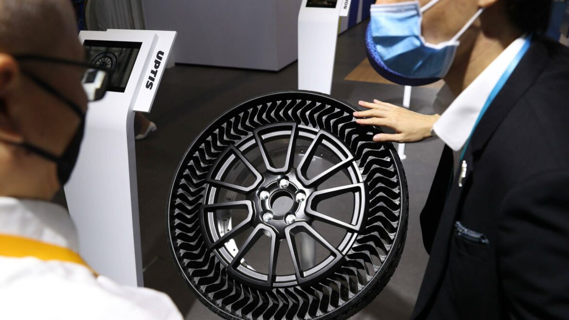 Tires-without-air-scaled-17