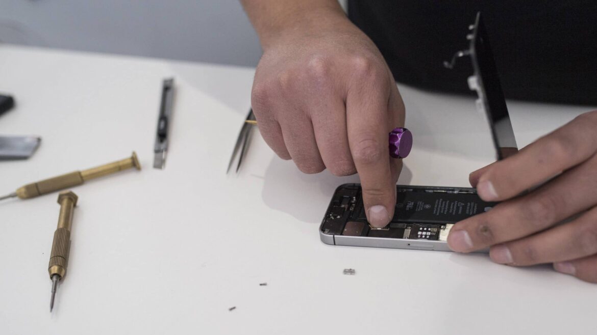 iphone-speaker-scaled-3