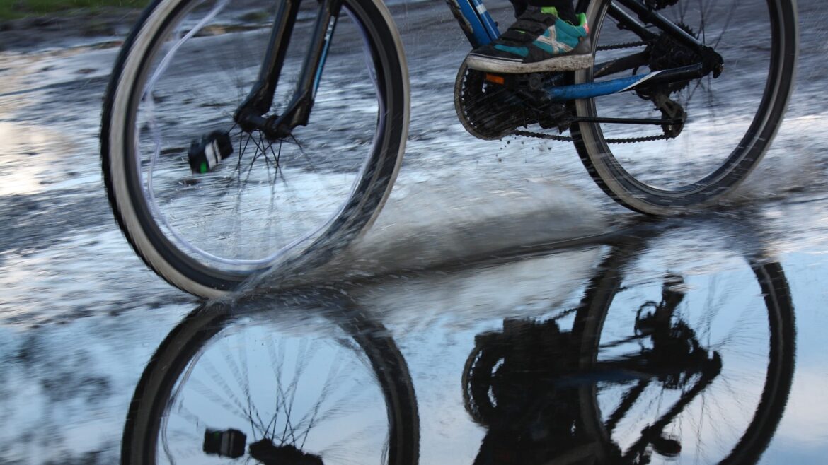 e-bike-rain-5