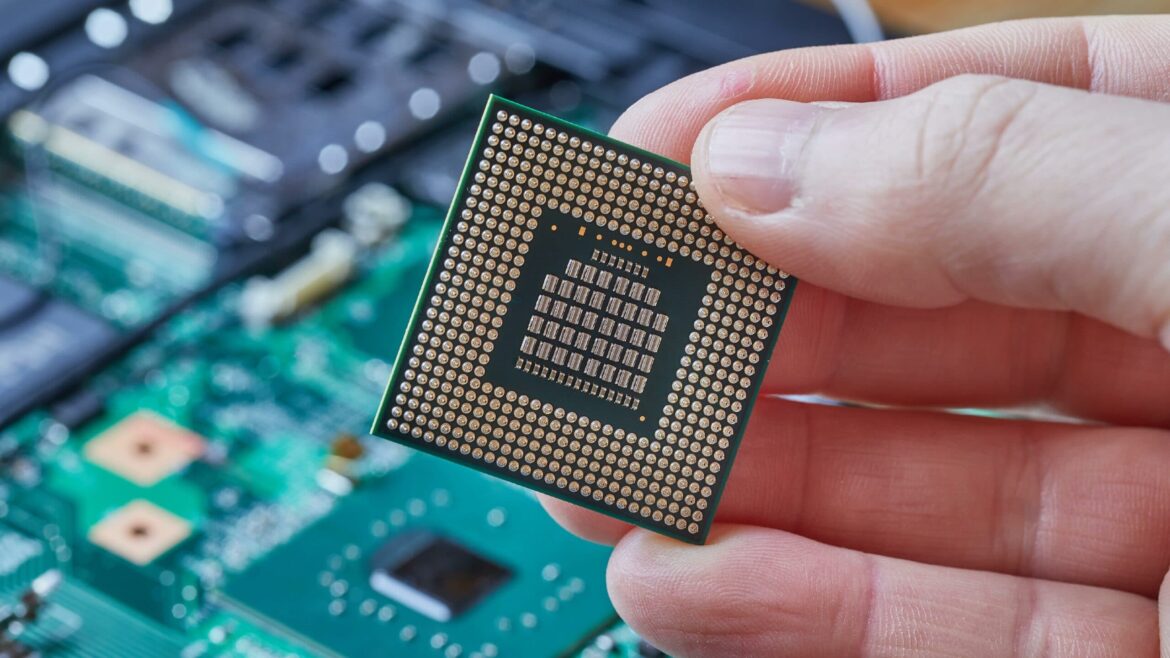 CPU-cores.-scaled-2