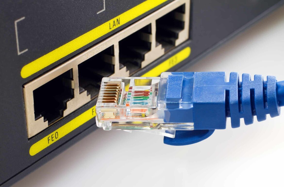 13400996 – router connection to rj45 connector blue