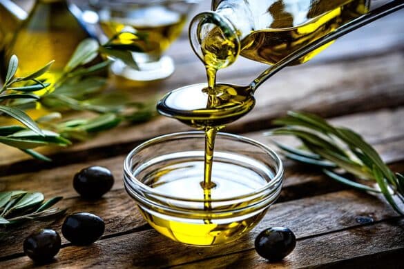 Using olive oil as a lubricant: What you should keep in mind